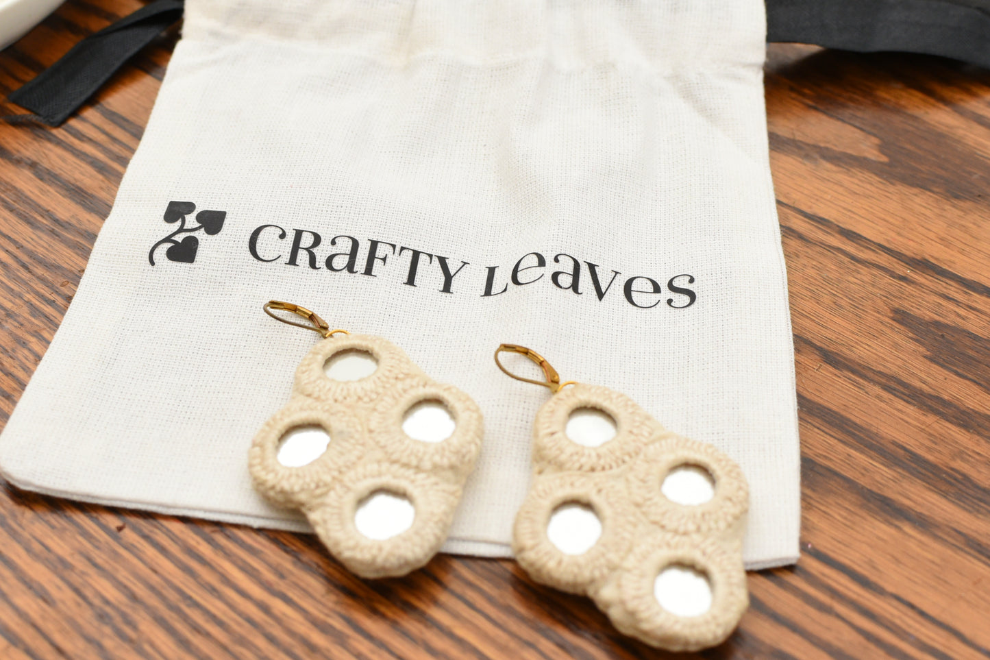 White and golden mirror earrings